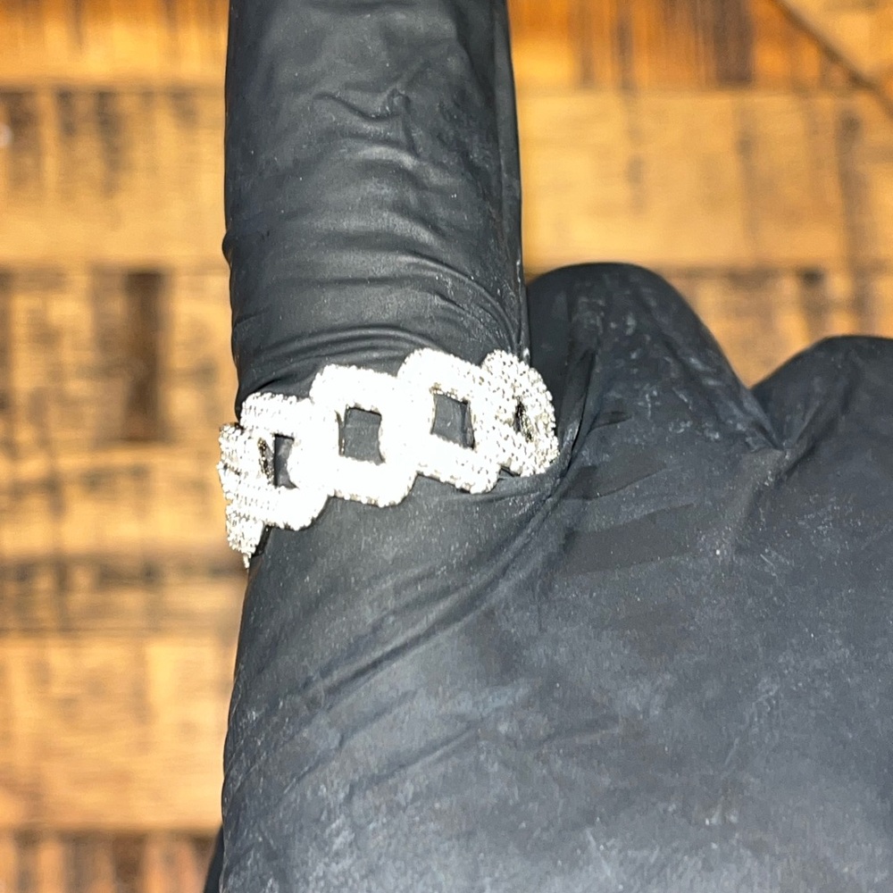 Luxe Cuban Link Ring 925 Sterling Silver with GRA Moissanite Diamond-Tested (9) - Picture 2 of 6
